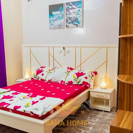 Le Luxe A Yaounde Chez Saha Home Esterno foto