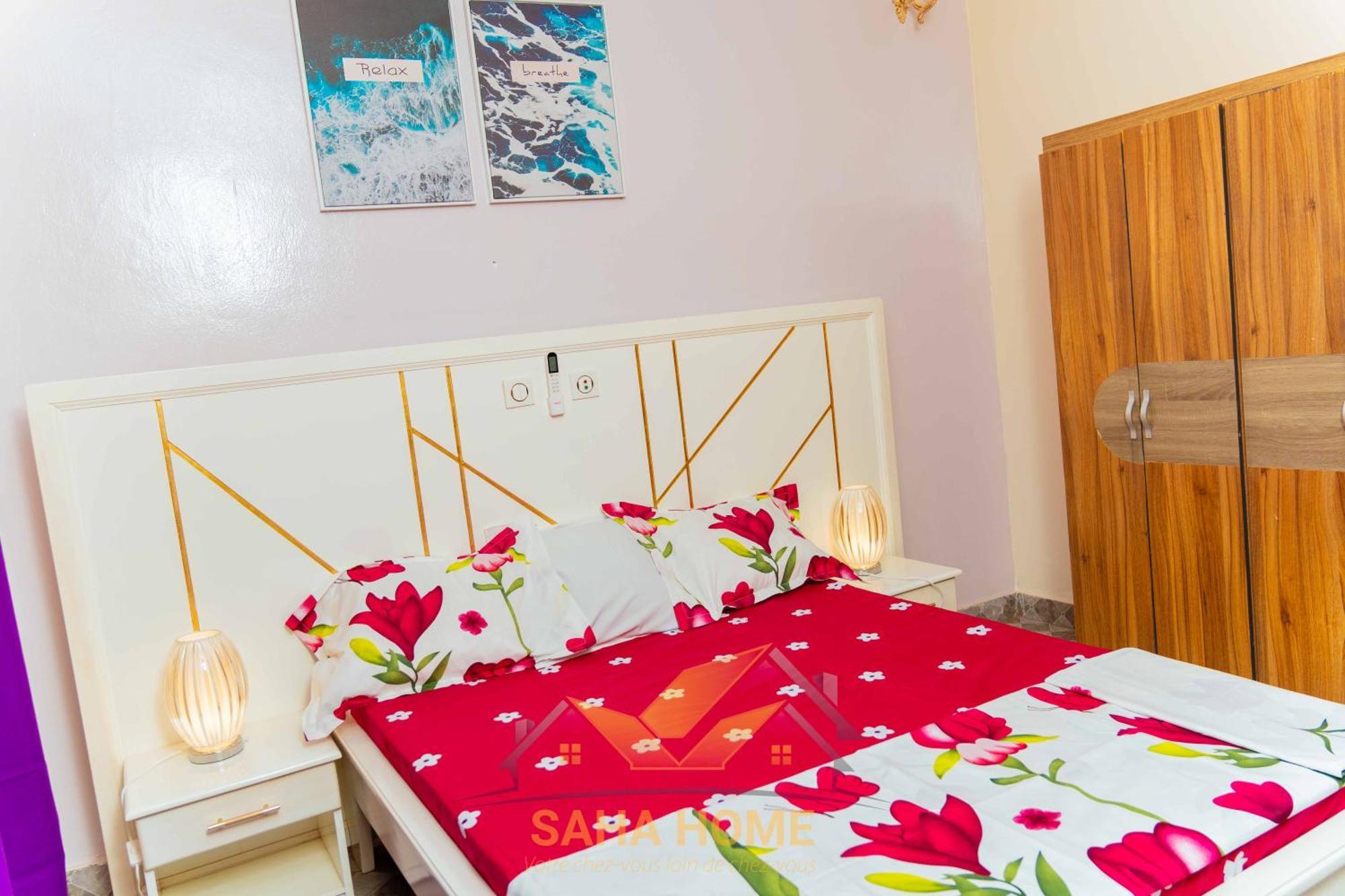 Le Luxe A Yaounde Chez Saha Home Esterno foto